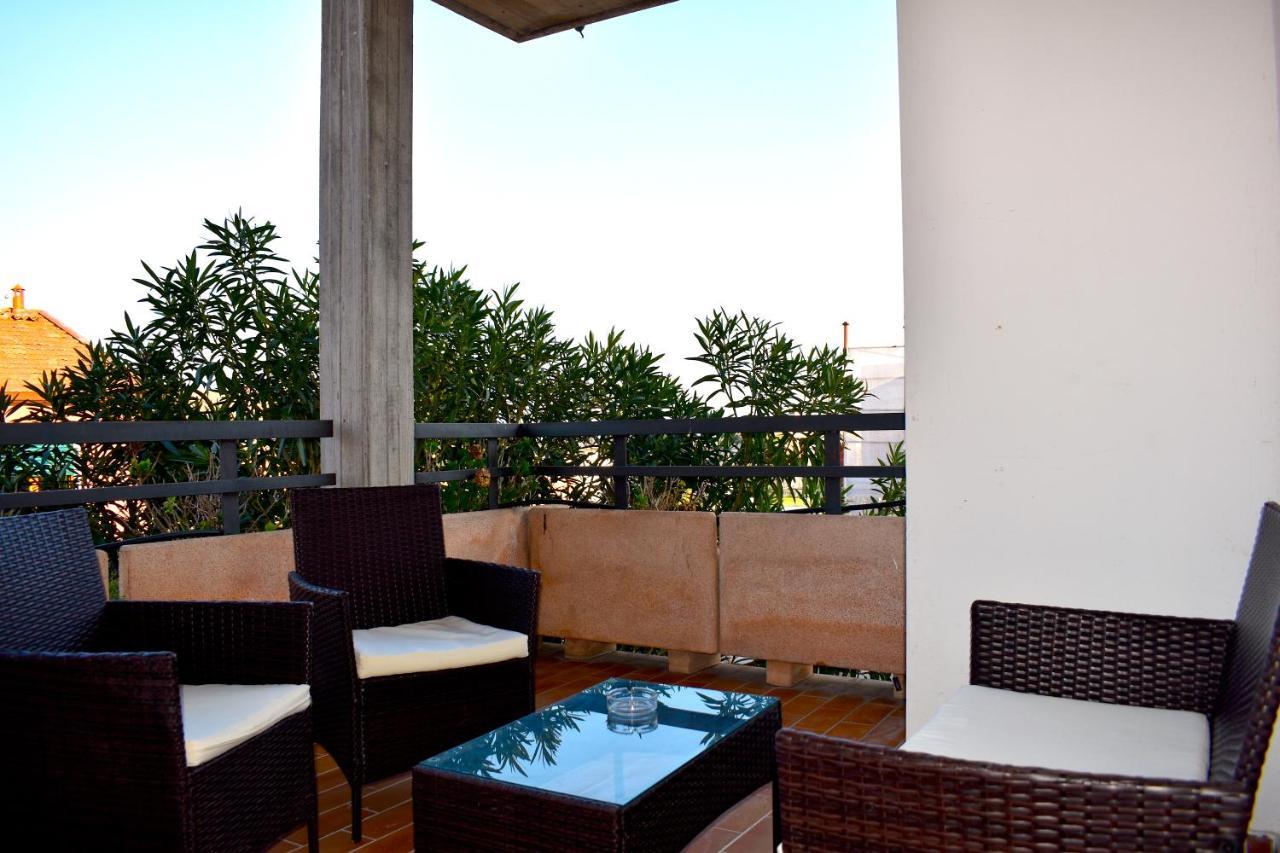 Appartamenti Villa Lina Desenzano del Garda Eksteriør billede