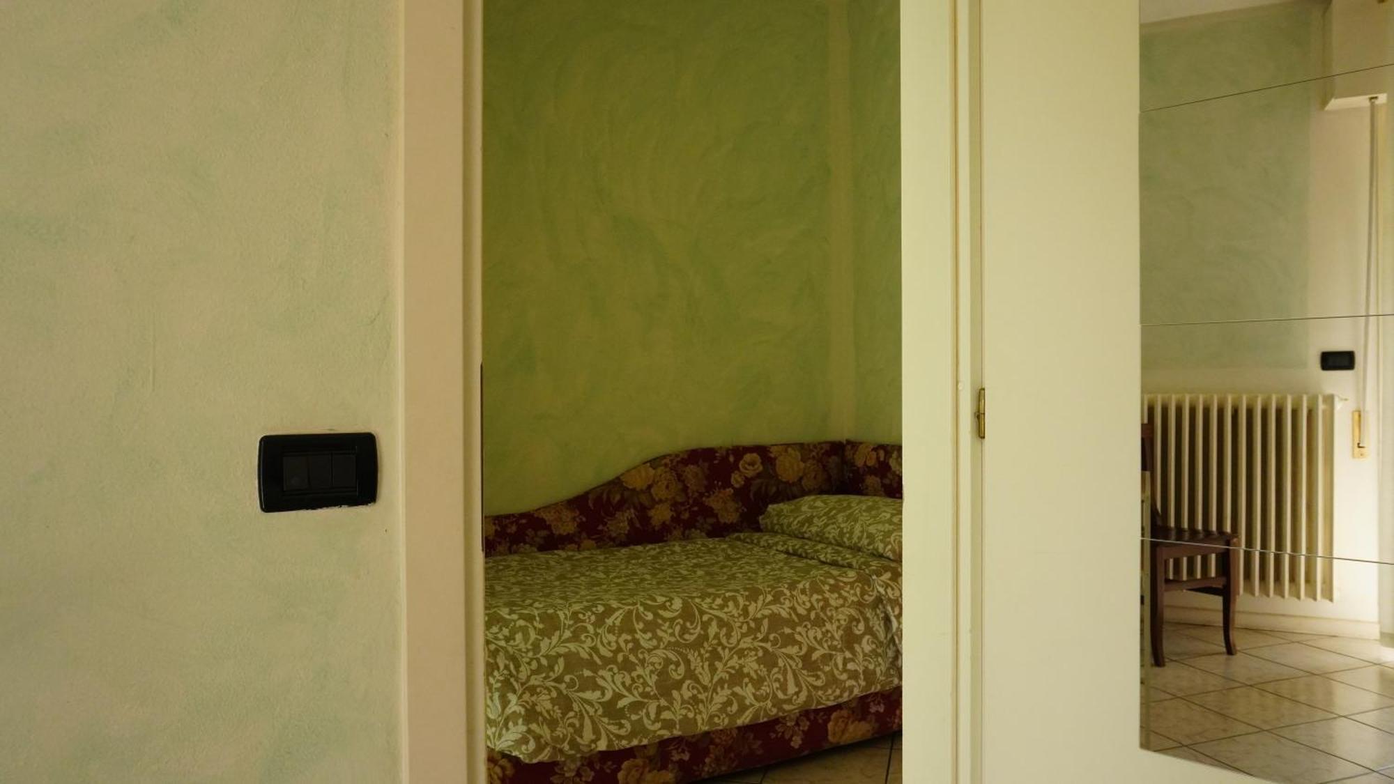 Appartamenti Villa Lina Desenzano del Garda Eksteriør billede